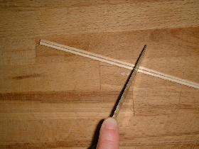 scier les brochettes à 9,5cm