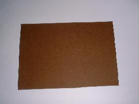 découper un autre rectangle de 13cm sur 17cm dans un papier canson marron