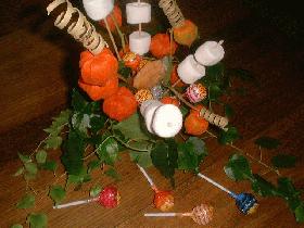 et parsemer de bonbons tout autour de la composition