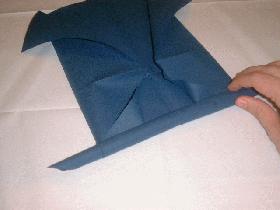 pliage serviette M. Bonhomme M. Bonhomme pliage serviette